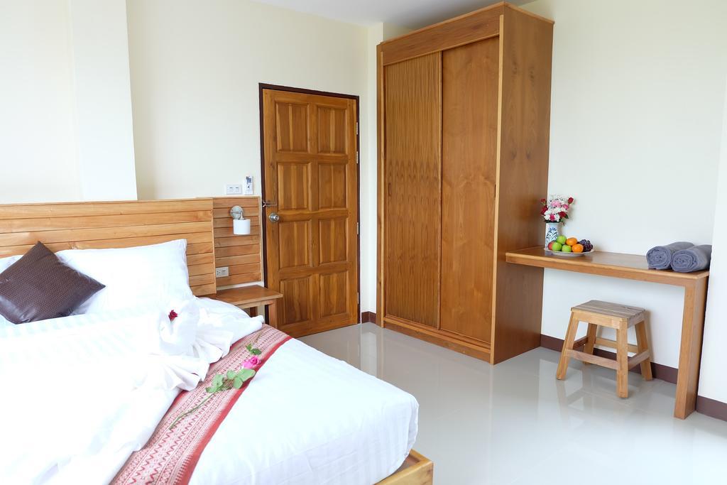 Chatin Guesthouse Khao Lak Exterior foto